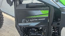 Elektrická motorka pitbike MRM eBeast 8000W 72V, 17/14, Bat Li-Ion, sedlo 81cm, zelená (11)