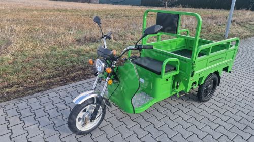 Nákladní elektrická tříkolka Advento Maxi v zelené barvě vč. redukce rychlostI možnost SPZ (1)